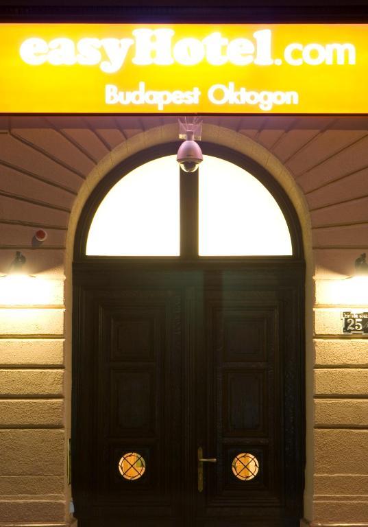 Easyhotel Budapest Oktogon Ngoại thất bức ảnh